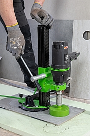 Эксплуатация вакуумной станины для алмазного сверления Eibenstock BST 125 V Эксплуатация вакуумной станины для алмазного сверления Eibenstock BST 125 V